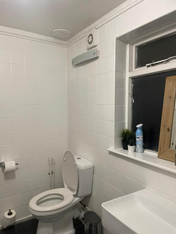 Balham, South London Spacious Guest House 1, 6 Rooms Available Exterior foto