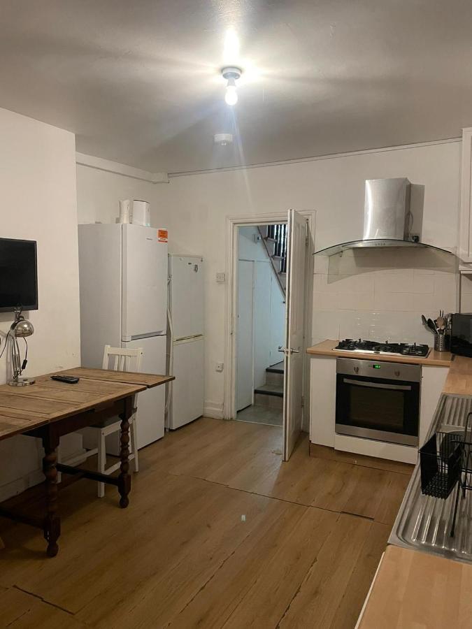 Balham, South London Spacious Guest House 1, 6 Rooms Available Exterior foto